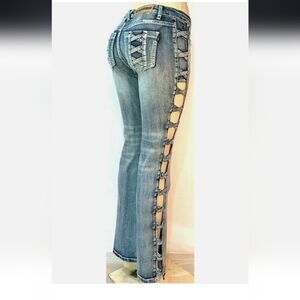 NWT PLATINUM PLUSH OPEN LEG X DESIGN RHINESTONE DENIM BOOT CUT JEANS